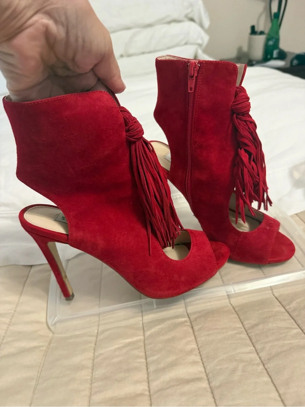 Steve Madden bold red